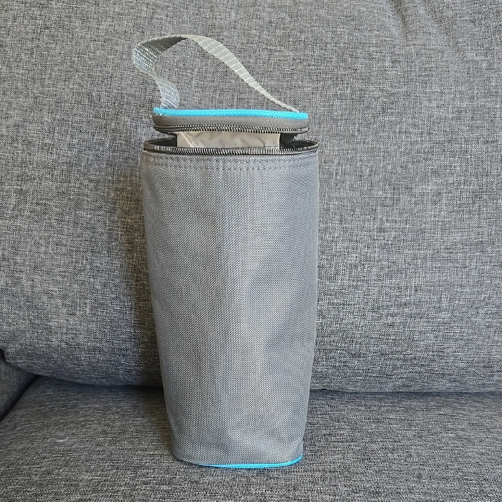 Gray Insulated Bottle Holder with Blue Trim